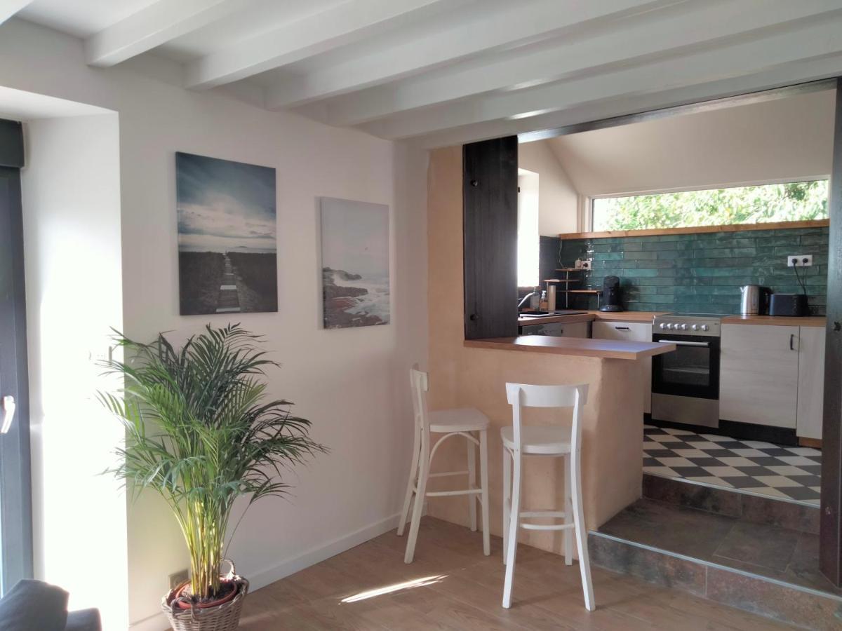 Gite 3 Chambres En Bord De Rance La Ville-ès-Nonais Exteriör bild
